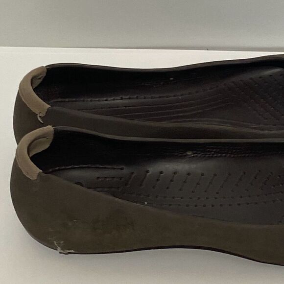Crocs Women's Brown Marnie Suede Tip Ballet Flat Shoes Size 9 - Picture 6 of 10